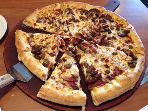 pizza hut brandon manitoba|More.